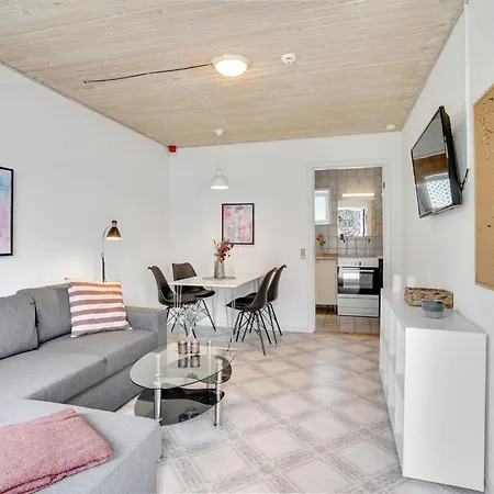 Arne - 20km From The Sea By Interhome דירה